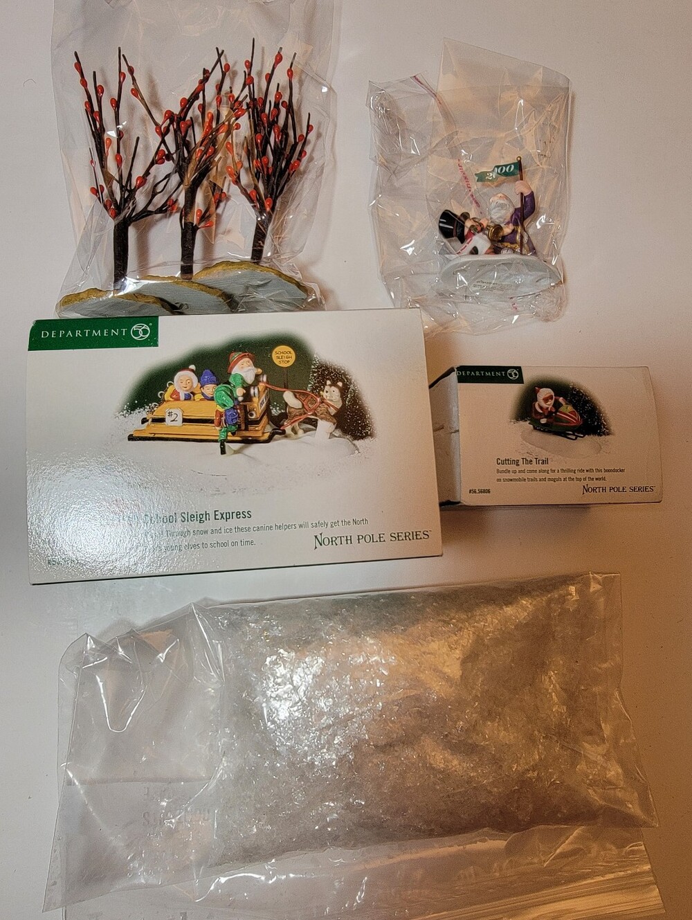 Dept 56 Heritage Village North Pole Series Figure & Lemax Tree Lot